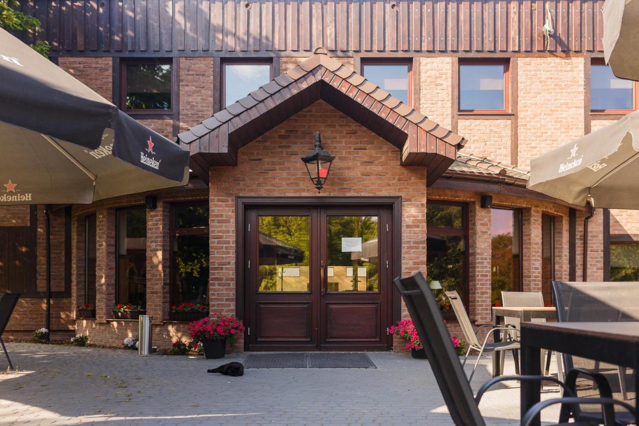 Hotel Restauracja Bialy Las Wierzbna Zarow Exteriör bild