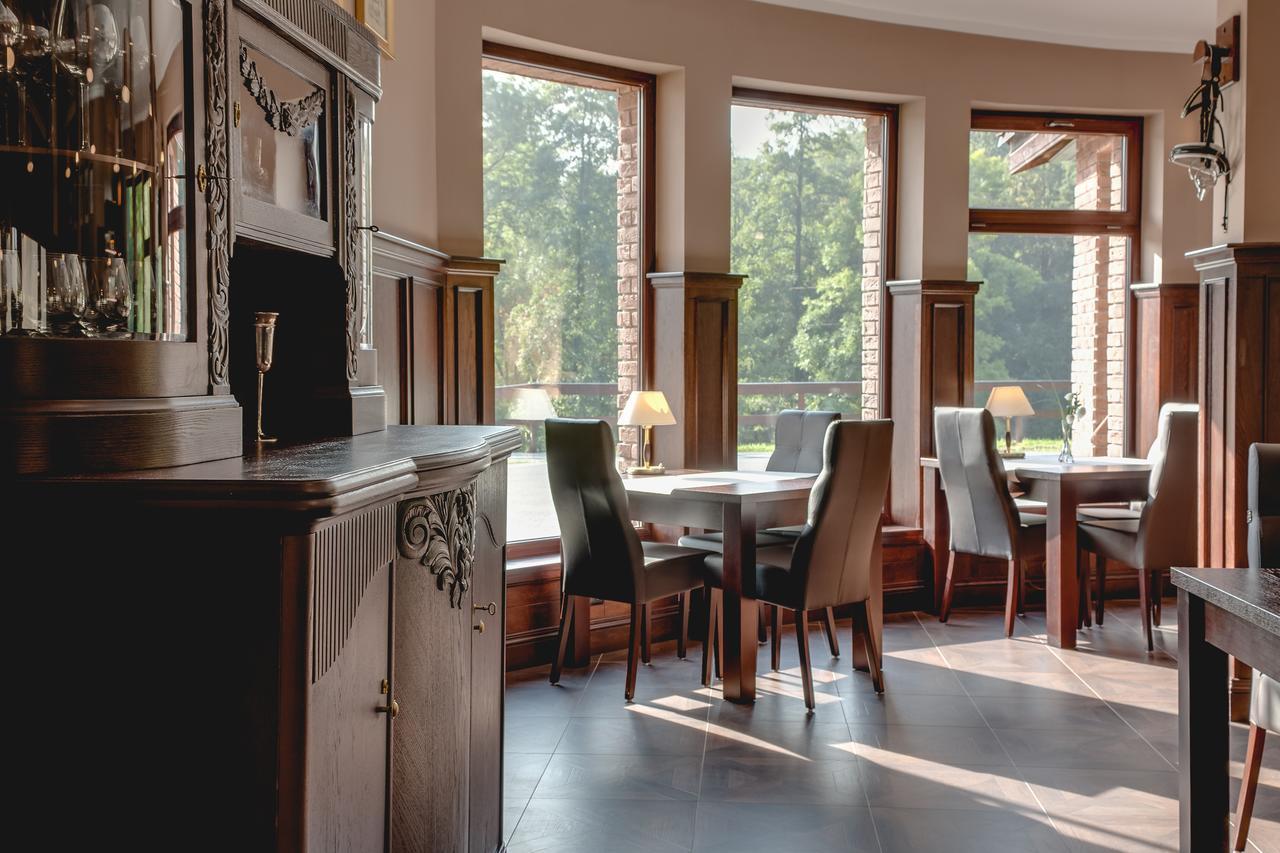 Hotel Restauracja Bialy Las Wierzbna Zarow Exteriör bild